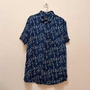 Lee Navy and White Leaf Pattern Men's Shirt
